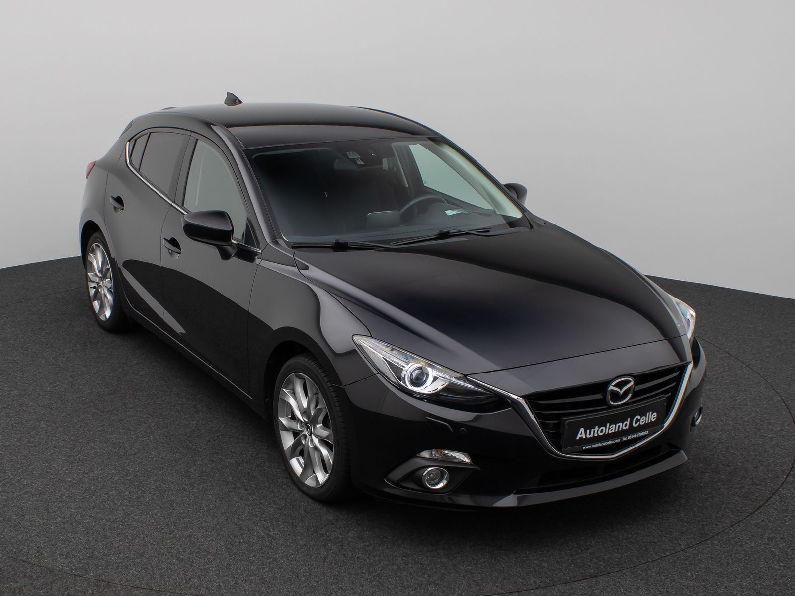 Fahrzeugabbildung Mazda 3 Lim. Sports-Line Kamera Sitzhzg DAB HUD BOSE