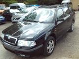 Skoda Octavia Combi 4x4 2.0 Ambiente - Skoda Octavia aus 2002: Kombi