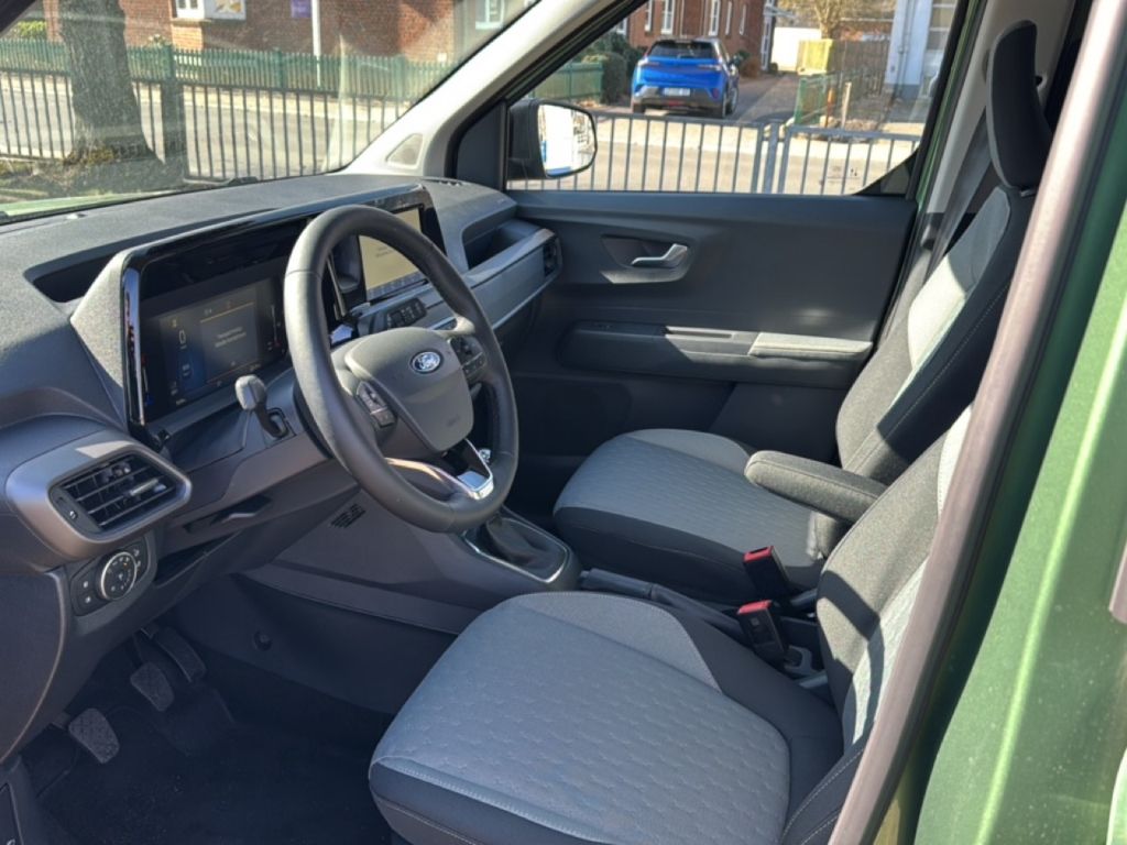 Ford Tourneo Courier - Bild 13