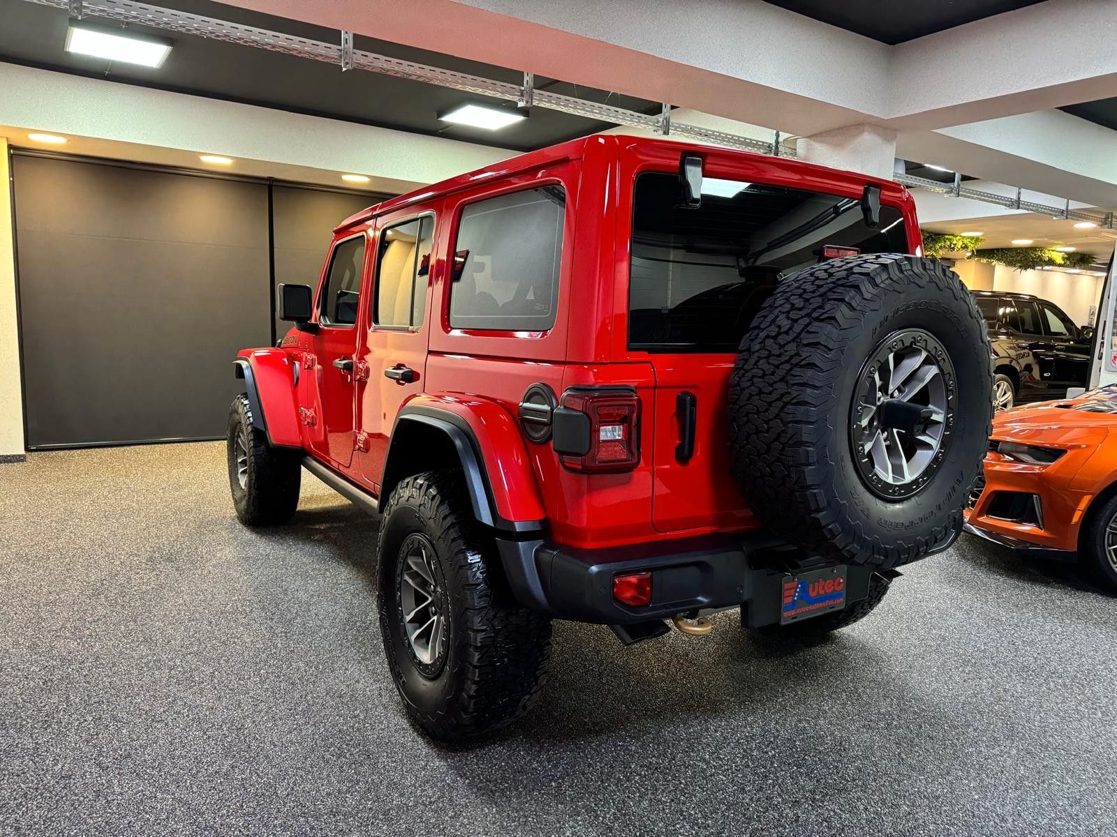 Fahrzeugabbildung Jeep RUBICON 392-6.4L HEMI V8-RECON 35"-STEEL BUMPER