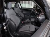 MINI Cooper S 5-trg. Chilli LED Navi BT USB PDC Shz - MINI MINI Gebrauchtwagen in München