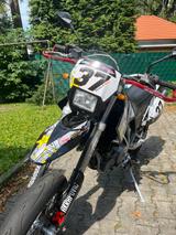 KTM 640 LC4 Supermoto - KTM 640 LC4