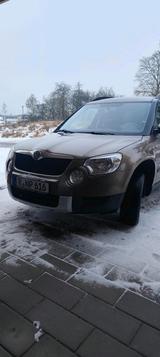 Skoda Yeti,146.000km, 81kw,1.Hand,AHK, TÜV... - Skoda Yeti: 1.8