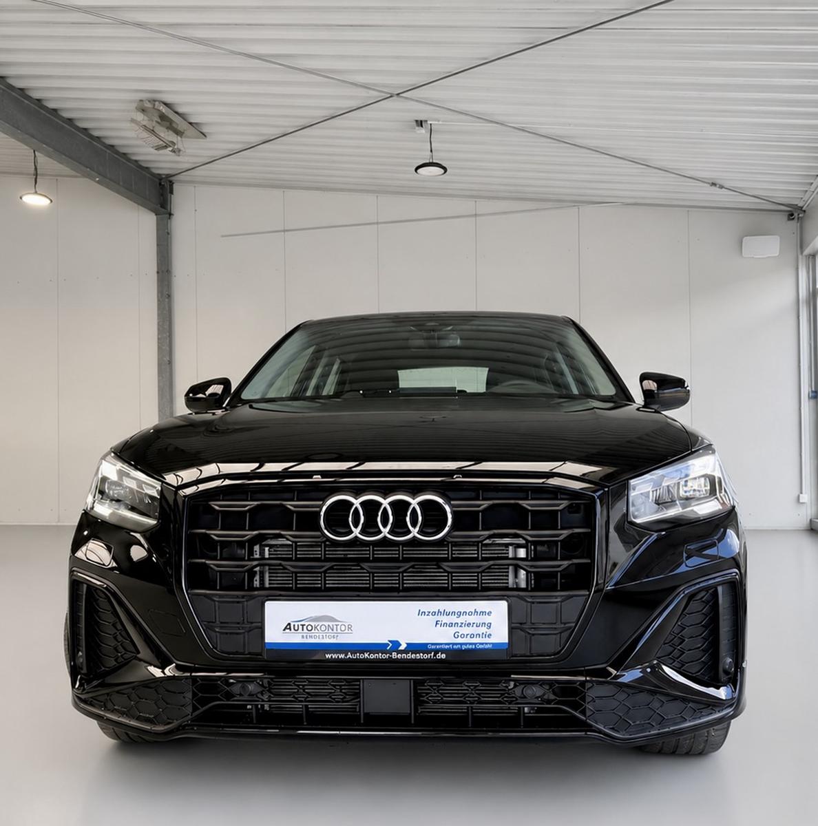Audi Q2 35 TFSI S line Sport Autom., *Black *Matrix *