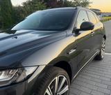 Jaguar F-Pace 30d AWD 300 SPORT Automatik 300 SPORT - Jaguar F-Pace von privat