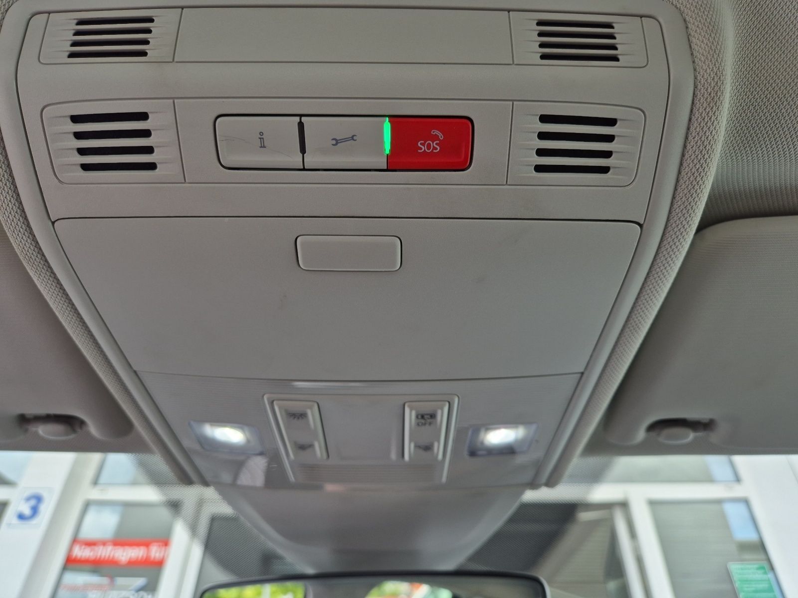 Fahrzeugabbildung Volkswagen Polo TSI Style DSG Matrix AID ACC PDC SH LM