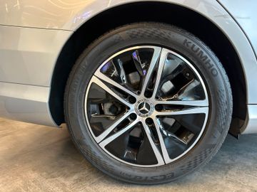 Mercedes-Benz C 200 *Service 426*LED*TEMPO*PDC*2-ZONEN*SPUR*