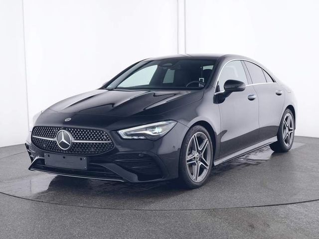 Mercedes-Benz CLA 220 4Matic AMG Line Premium Winter-P Kamera