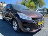 Peugeot 208 5-Türer *  Klima, PDC hinten,Tempomat,Nr. 63 - Peugeot 208 Gebrauchtwagen in Dresden