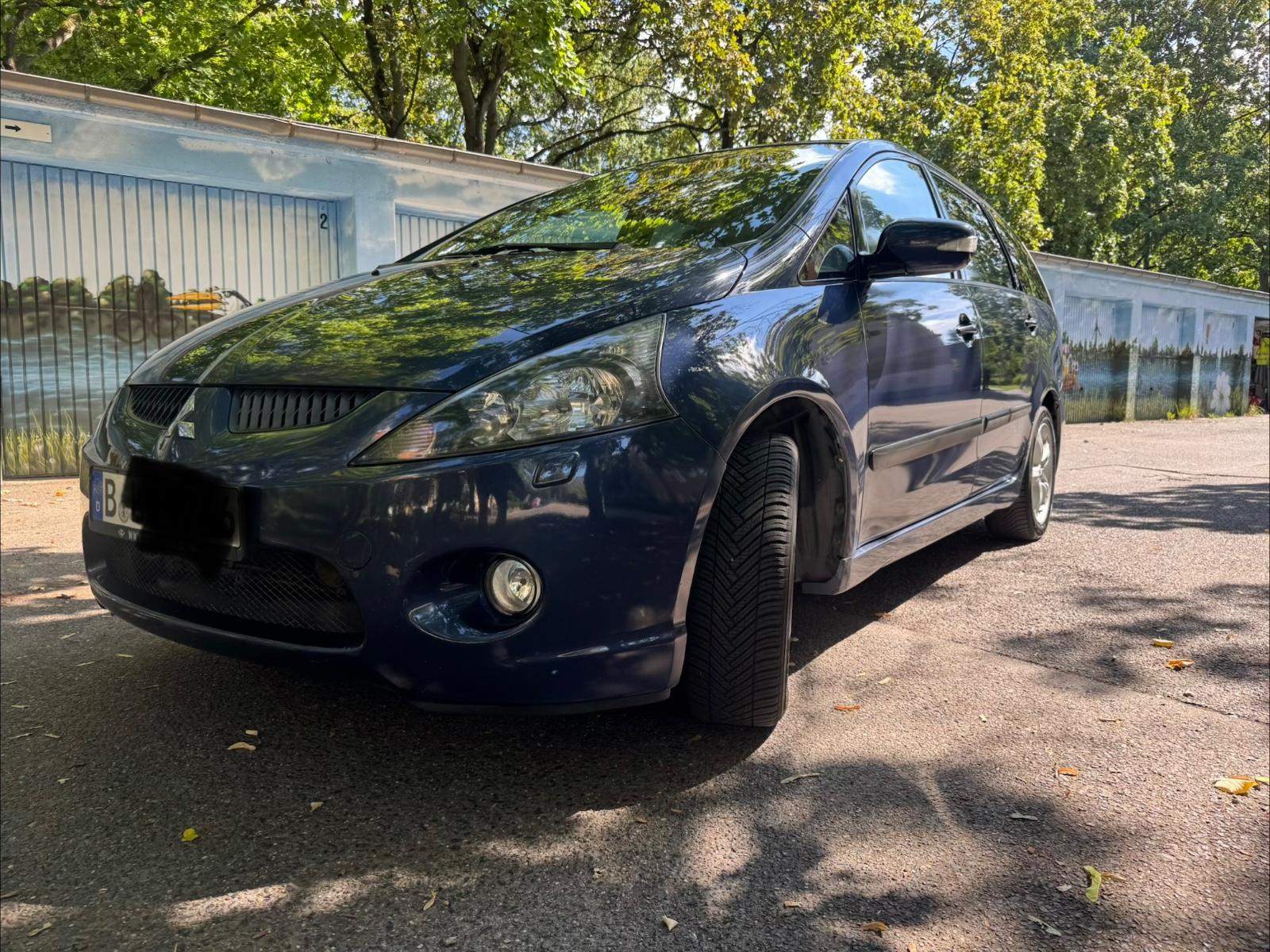 Mitsubishi Grandis, 2005
