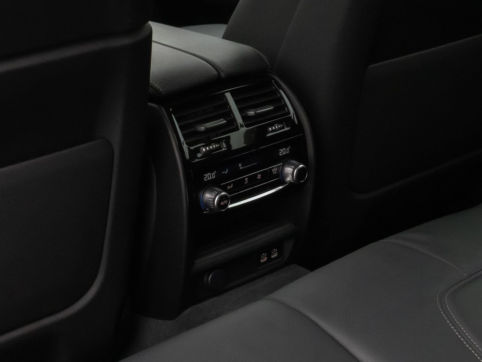 Fahrzeugabbildung BMW 530e xD Kamera Komfort DisplKey Alarm