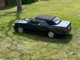 Mercedes-Benz wunderschönes E 220 Cabriolet  - Mercedes-Benz E 220 aus 1994