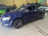 Volkswagen Polo V Trendline 1.2*KLIMA*1.HAND*TÜV 11/2026* - : bis 3500 Euro