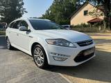 Ford Mondeo 2,0TDCi 120kW Titanium Turnier PowerShi. - Ford Mondeo aus 2013 mit Diesel-Antrieb: Kombi