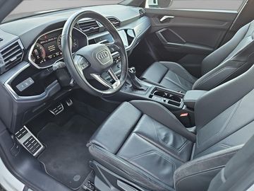 Audi Q3 - 10