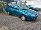 Ford Focus 1,8i 85KW 1.Hand HU 09/27 abgem... - Ford Focus aus 1999: Kombi