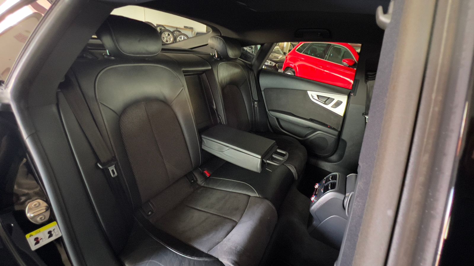 Fahrzeugabbildung Audi A7 SP QUATTRO 3X S-LINE BLACK EDITION HUD 20ZOLL