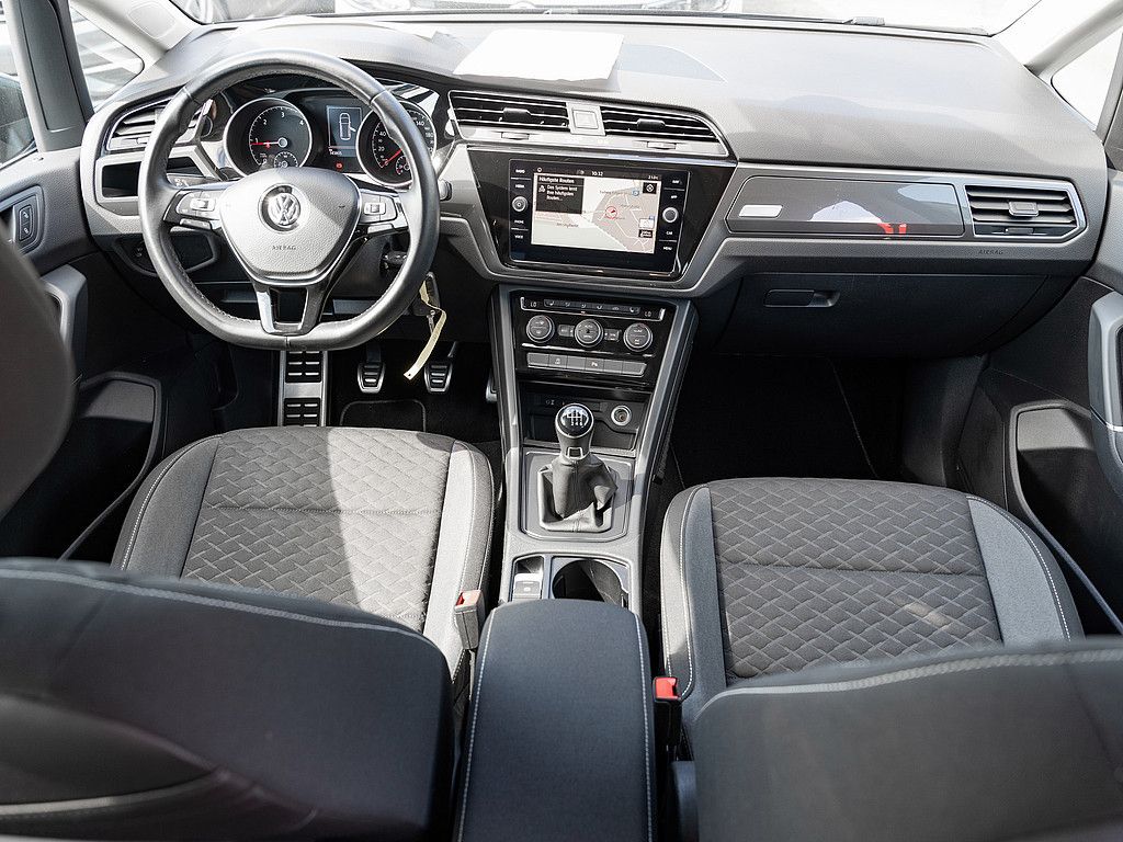 Fahrzeugabbildung Volkswagen Touran 1.6 TDI Join AHK NAVI ACC SHZ