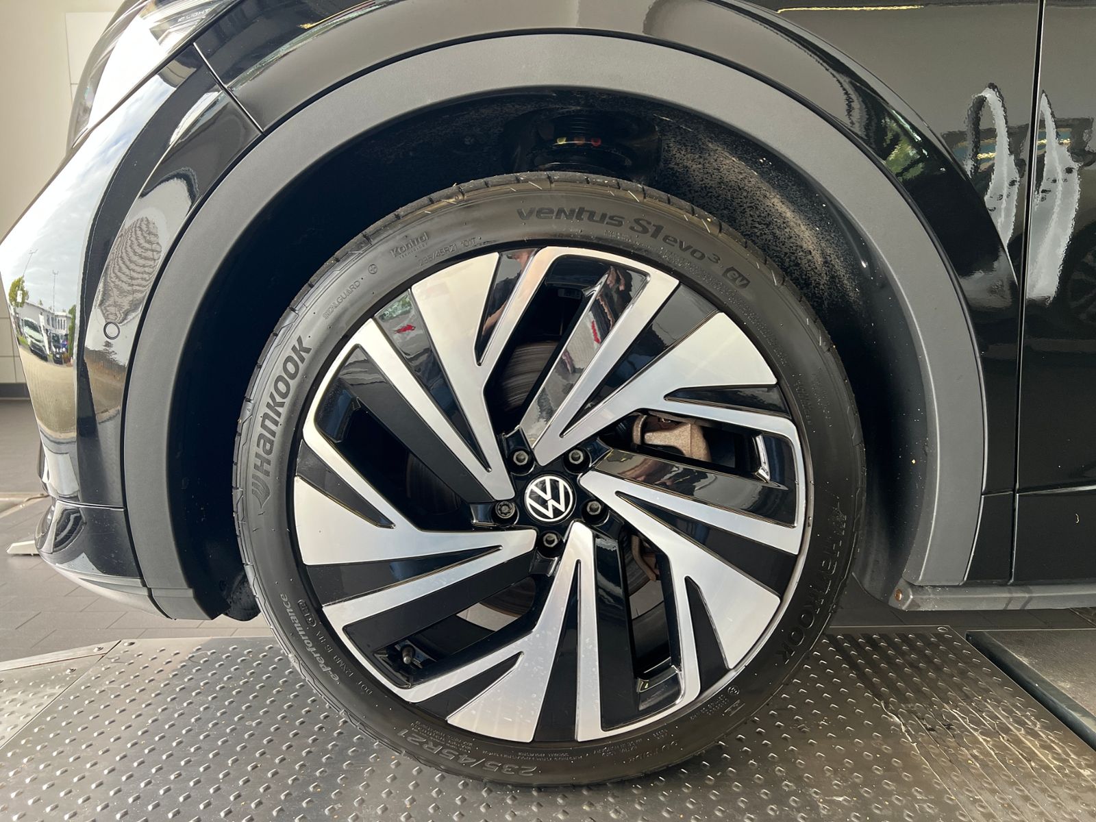 Fahrzeugabbildung Volkswagen ID.4 GTX 4Motion *AHK, Matrix, TravelAssist, DCC