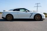 Nissan GT-R 3.8l Black Edition, FZG sucht neuen Pilot - Nissan GT-R