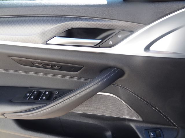 Fahrzeugabbildung BMW 540 d xDrive M Sport/1.Hd/Laser/Virtual/AHK/StH/