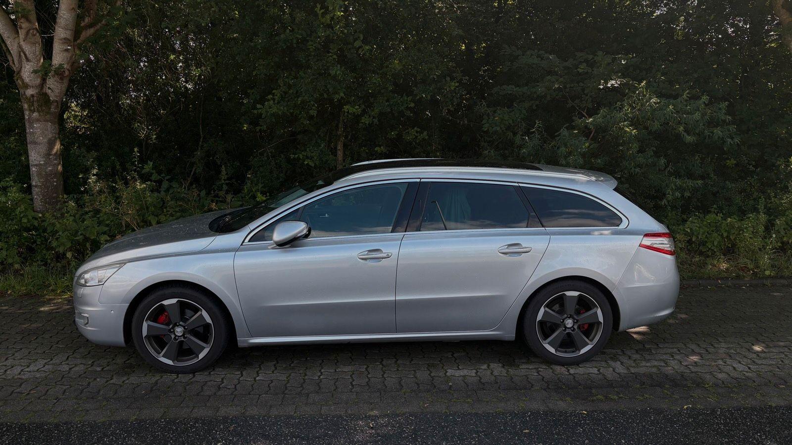 Peugeot 508 2011 — rear view
