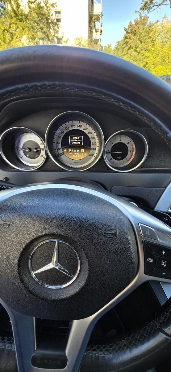 Mercedes-Benz C250 2011 — photo 6