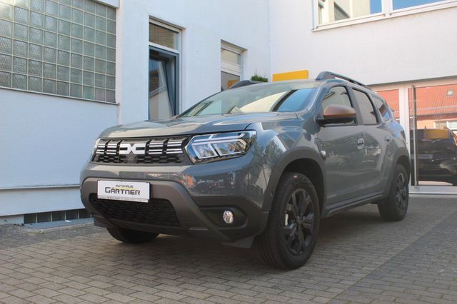 Dacia Duster 150 EDC Automatik + Ganzjahresreifen