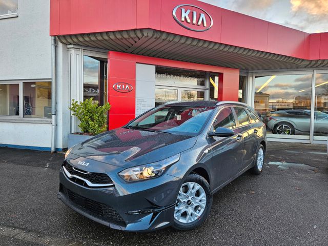 Kia Ceed SW 1.5 T-GDI DCT7 OPF Vision KOMF