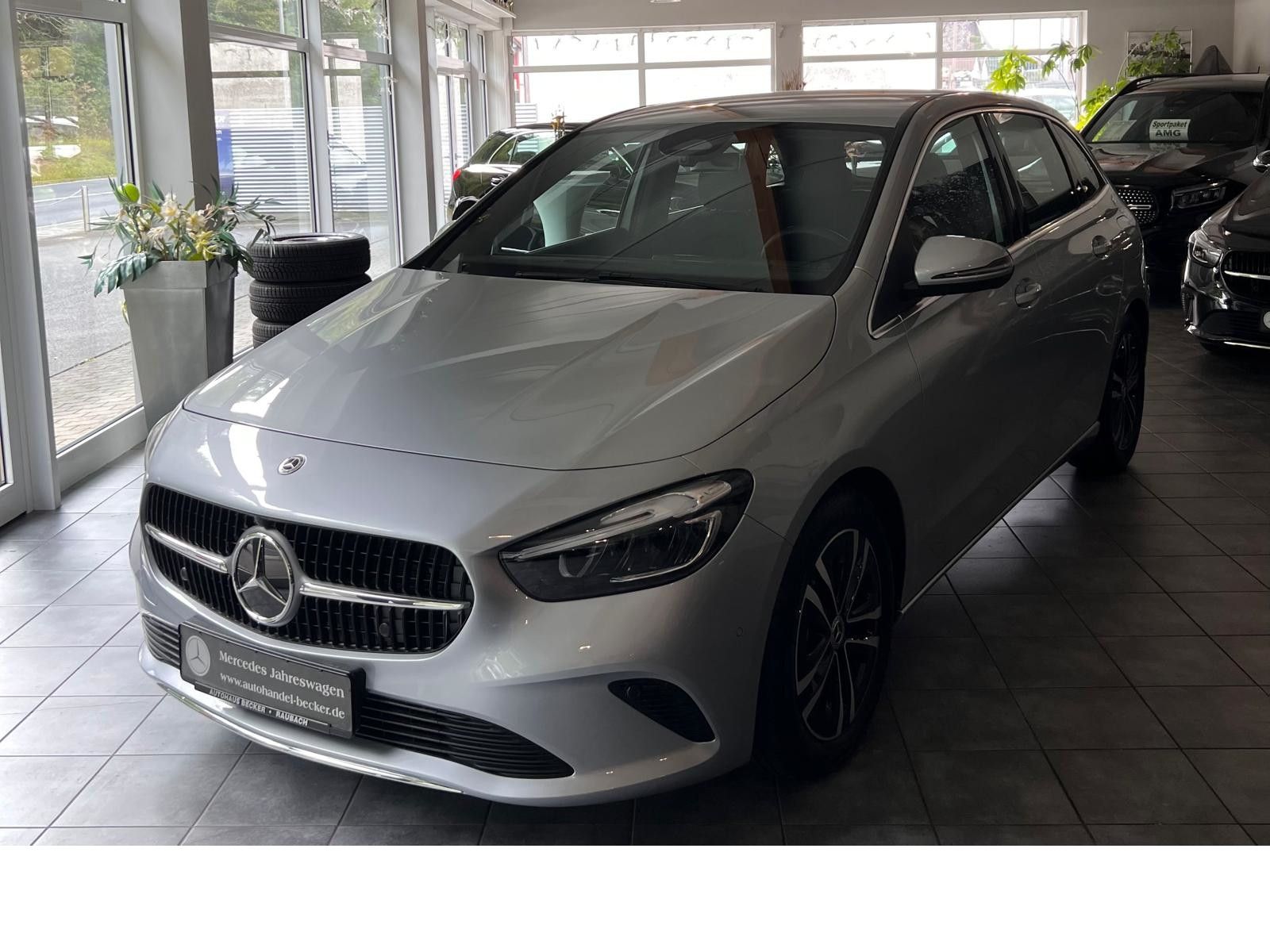 Fahrzeugabbildung Mercedes-Benz B 180 Progres. Advanced *Winter-Paket*LED*Kamera