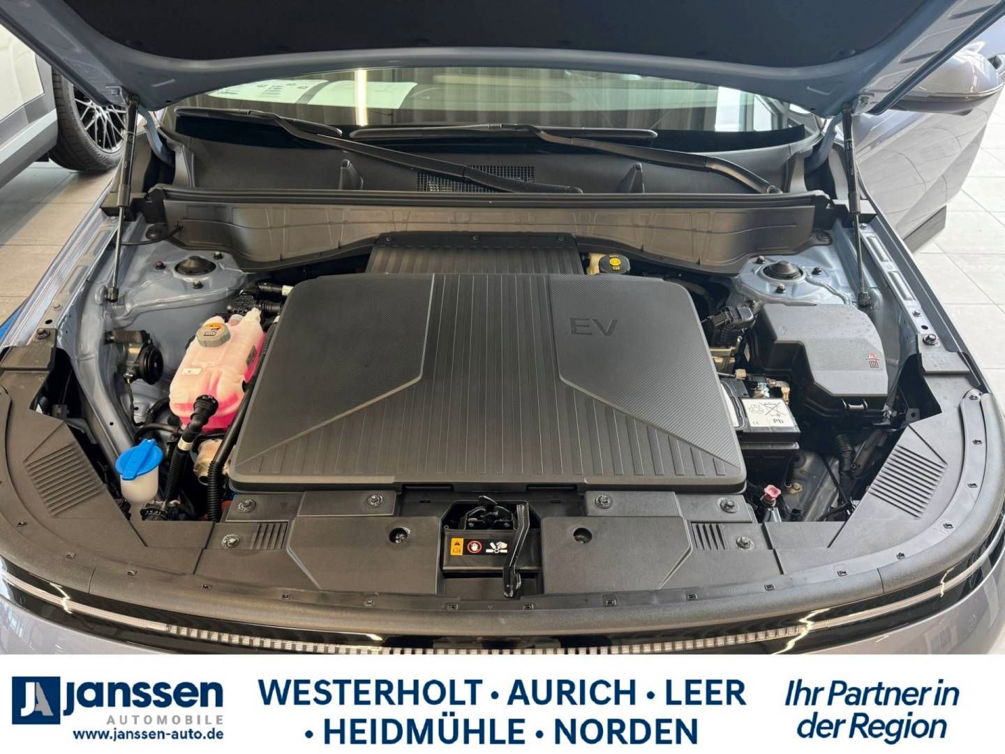Fahrzeugabbildung Hyundai KONA Elektro Trend Assistenz-Paket,