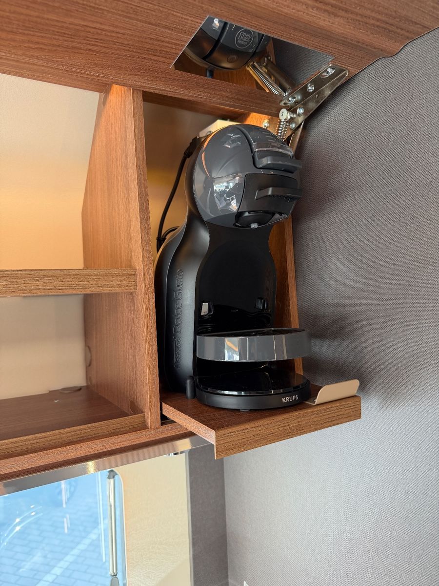 Fahrzeugabbildung Carthago C2-tourer I 143 KB-LE comfort Mercedes MJ26