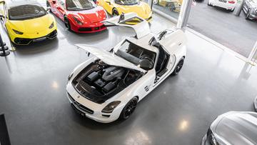 صورة مصغرة 11 لـ 2010 Mercedes-BENZ SLS AMG