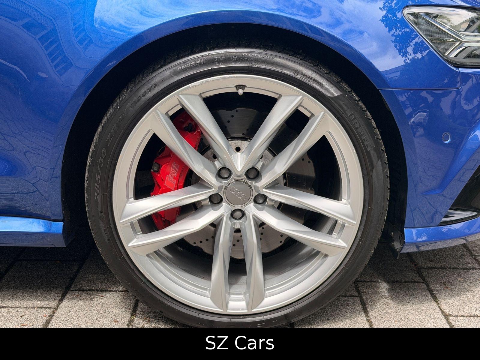 AUDI RS6 AVANT