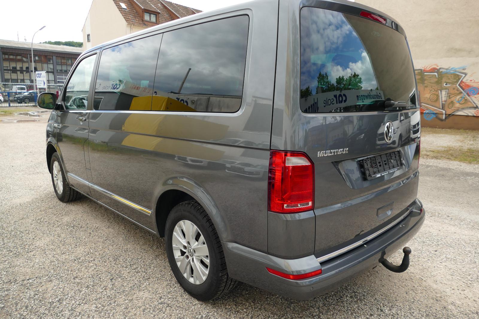 Volkswagen T6 Transporter Bus Multivan 70 Jahre Bulli