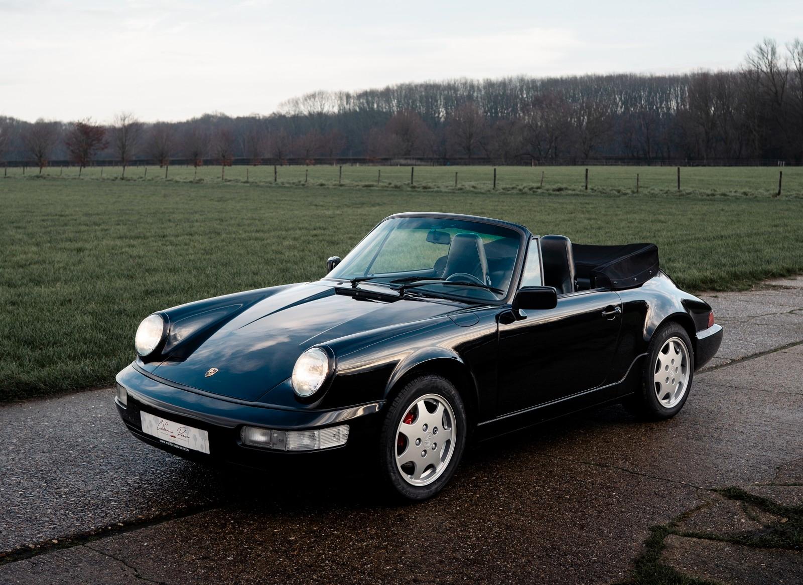 Porsche 964 Carrera 4 Cabriolet