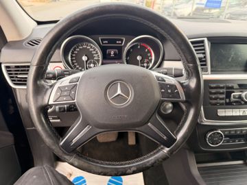 Mercedes ML 350 - 12