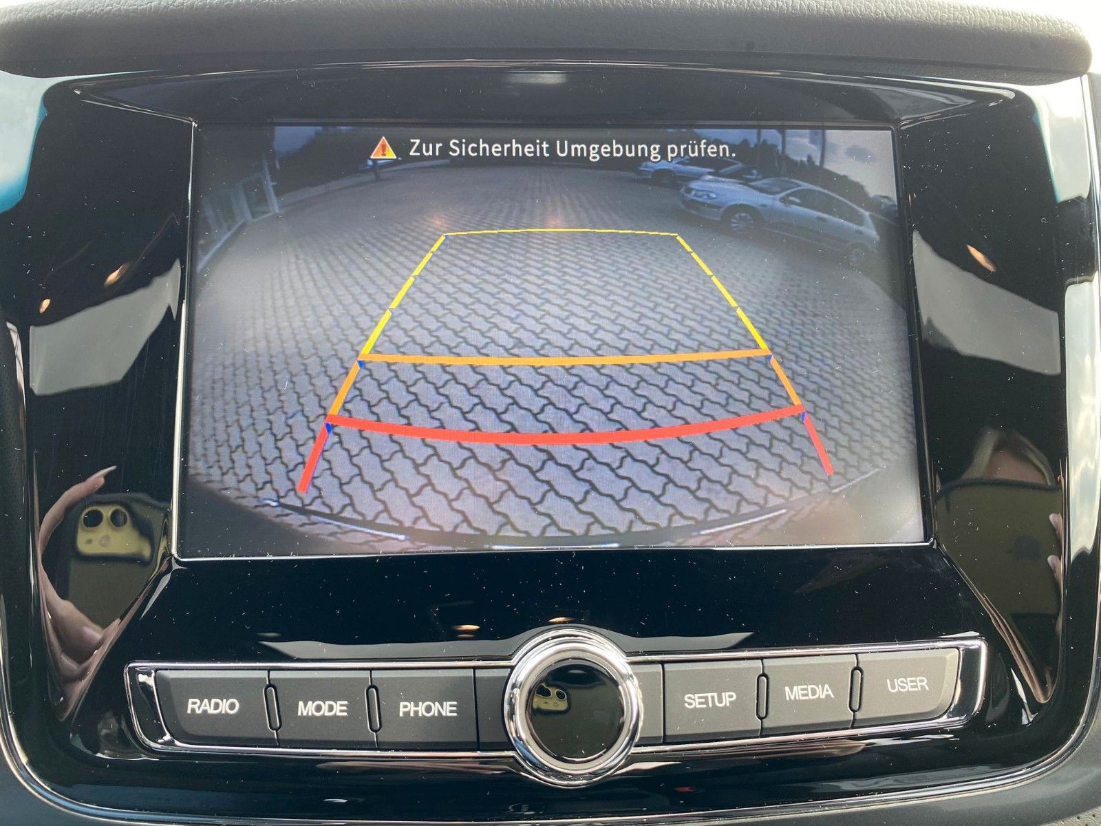 Fahrzeugabbildung Ssangyong Musso Grand 2.2d AT 4x4 BLACK LEDER+XENON+SD+DIF