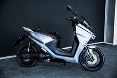 HORWIN SK3 Elektro Roller 95km/h Neufahrzeug + Garantie