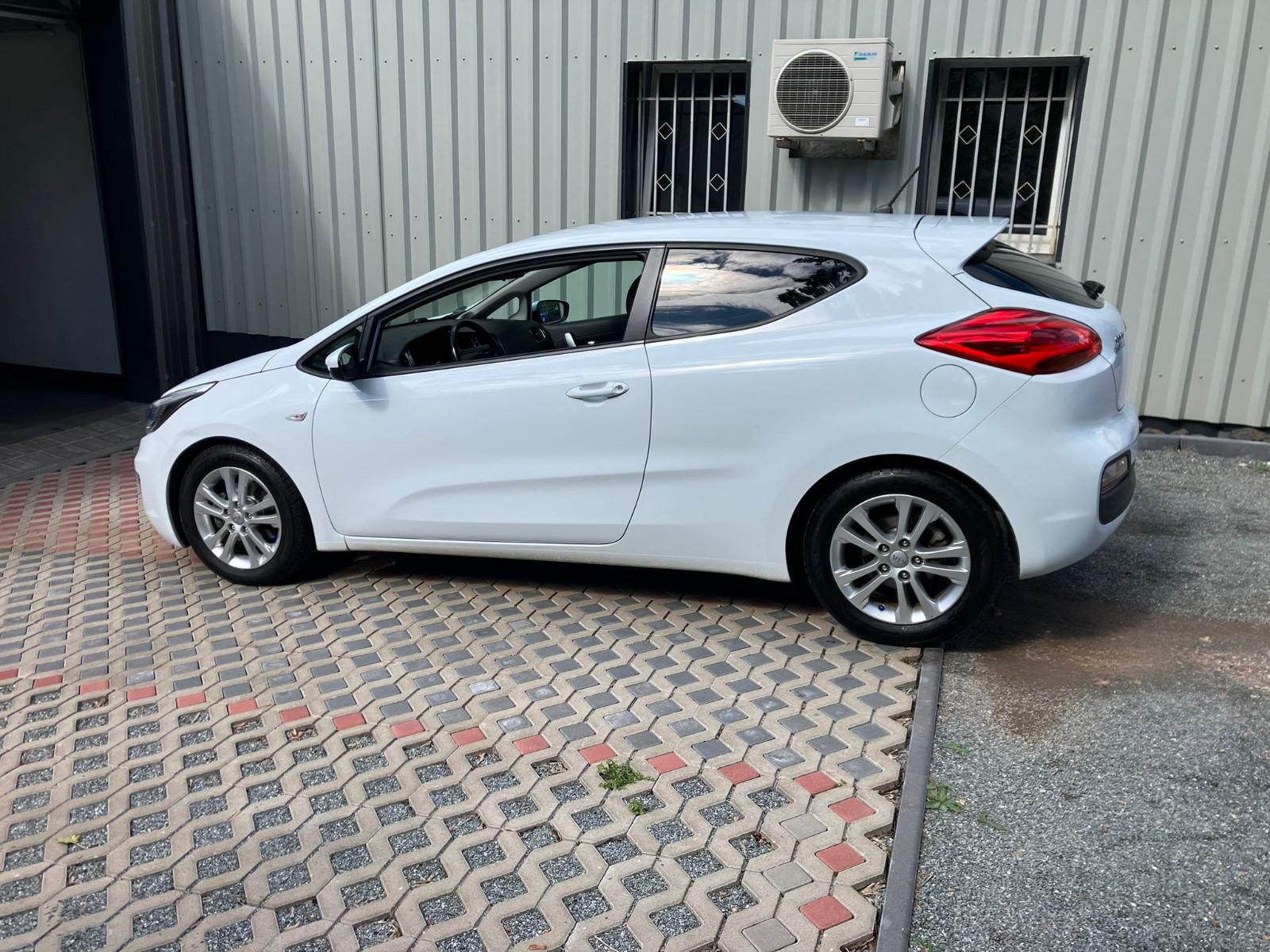 Kia pro cee'd / ProCeed 1,6 Edition 7 51000 KM
