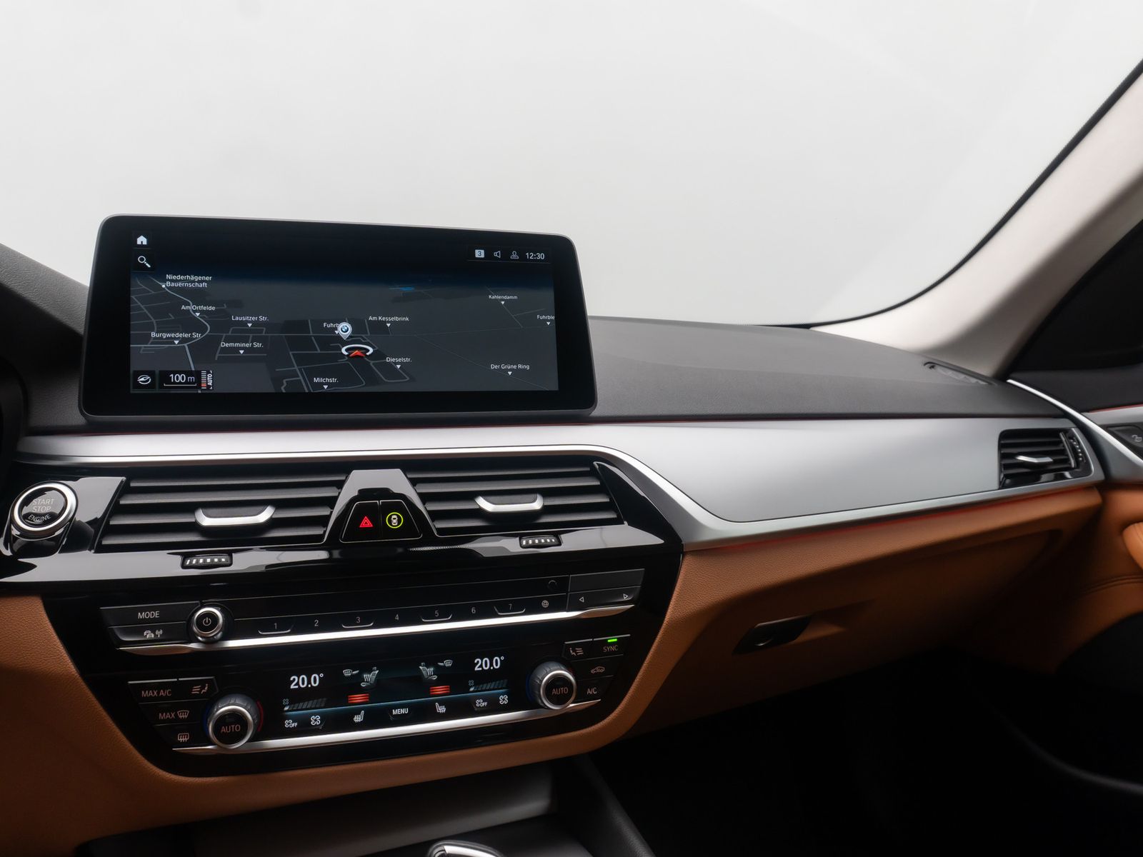 Fahrzeugabbildung BMW 530d Sport Komfort DAB Kamera 4xKlima Alarm