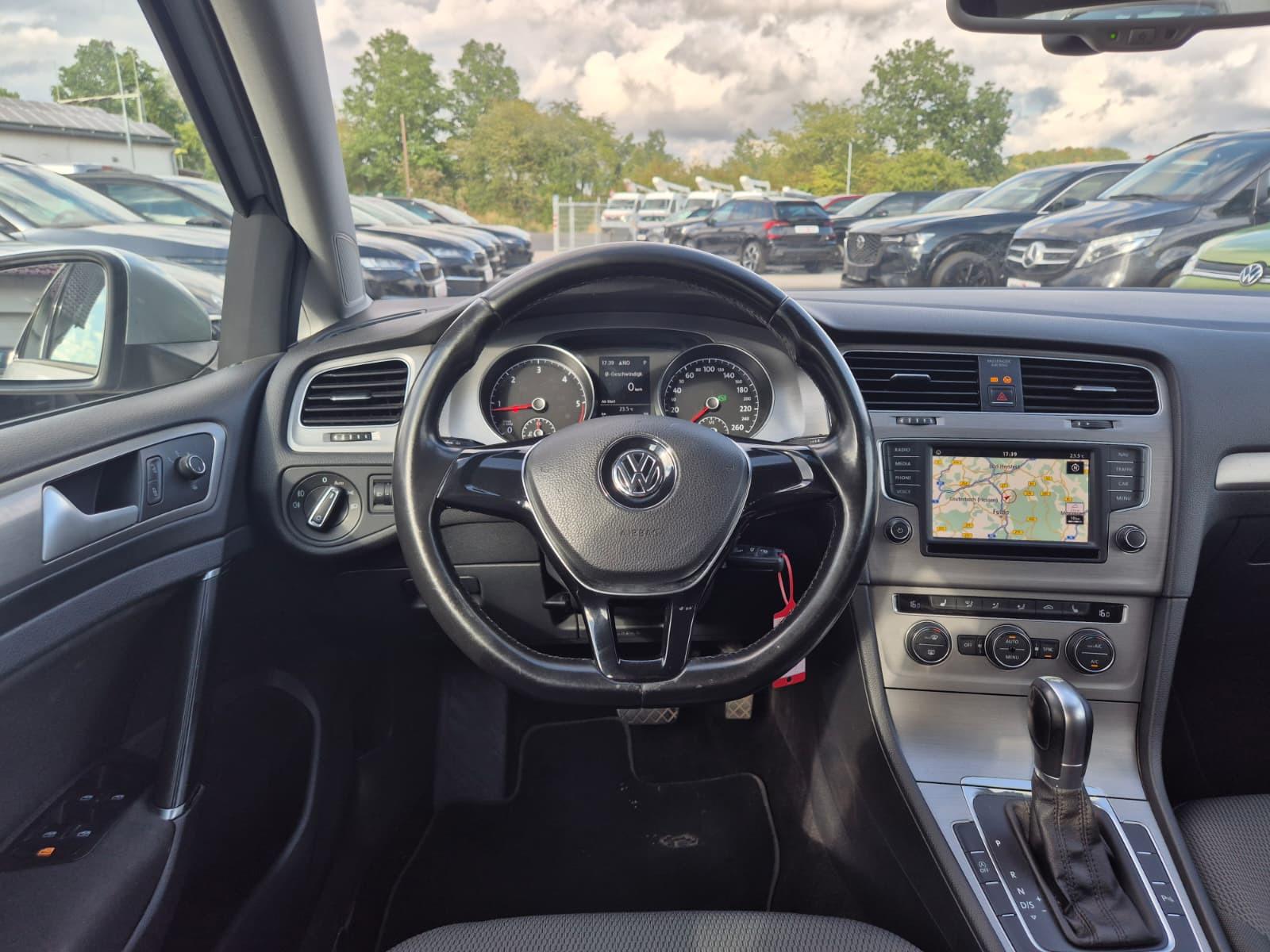 Volkswagen Golf 2015 — photo 20