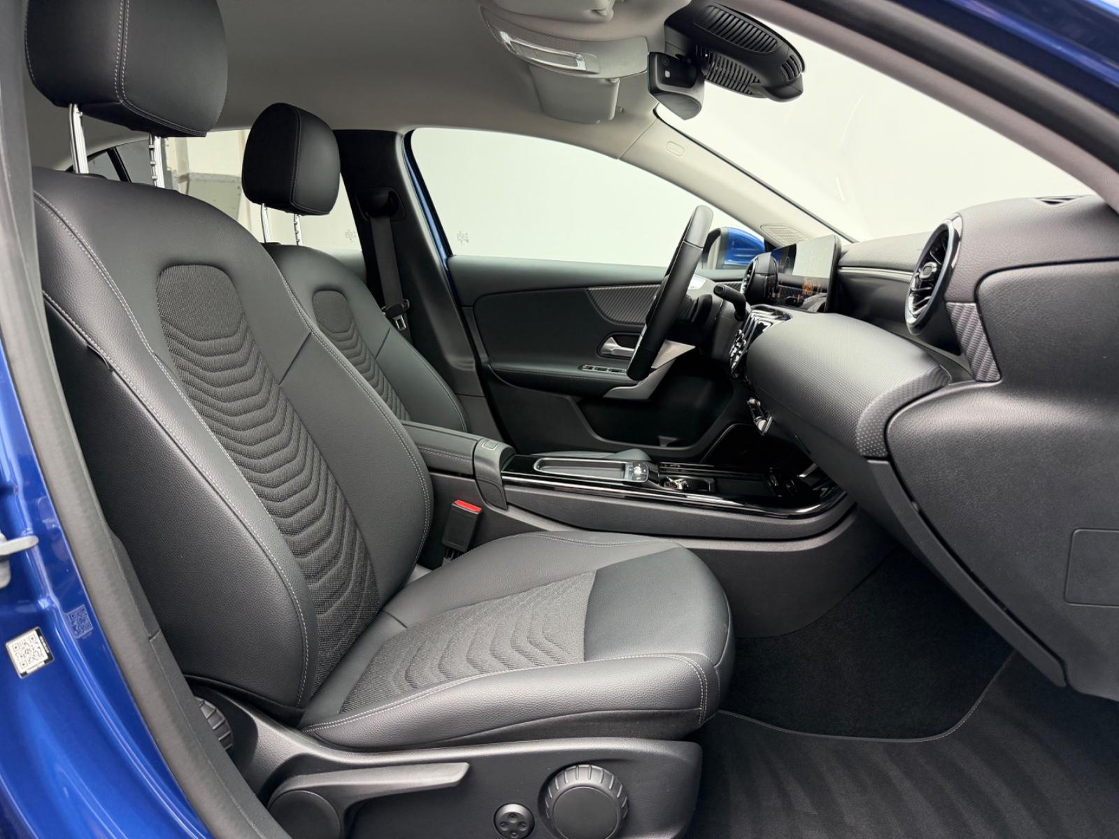 Mercedes-Benz A-Class 4M Progressive AHK Burmester NAVI MBUX LED, миниатюра 16
