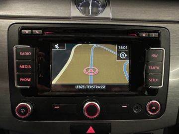 MYAUTOCENTER – Gebraucht- und Jahreswagen mit Werkstattservice in Pfaffenhofen Volkswagen Passat Variant Comfortline BlueMotion *AHK*Klima