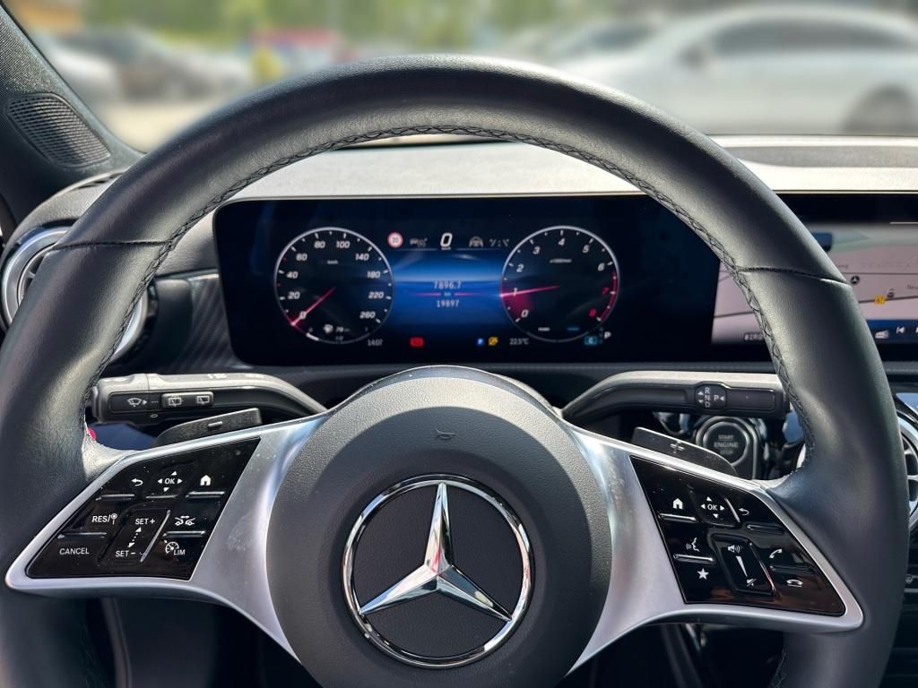 Fahrzeugabbildung Mercedes-Benz A 220 4M Progressive Pano Totwi. 360° LED Memo