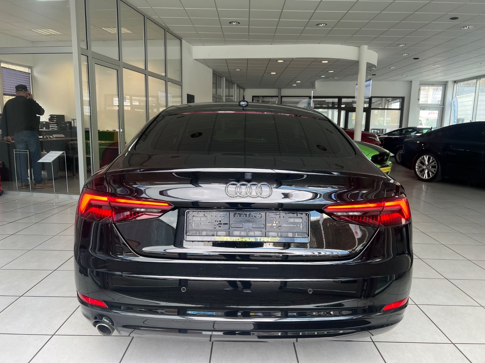 Fahrzeugabbildung Audi A5 Sportback 35 TDI sport Design