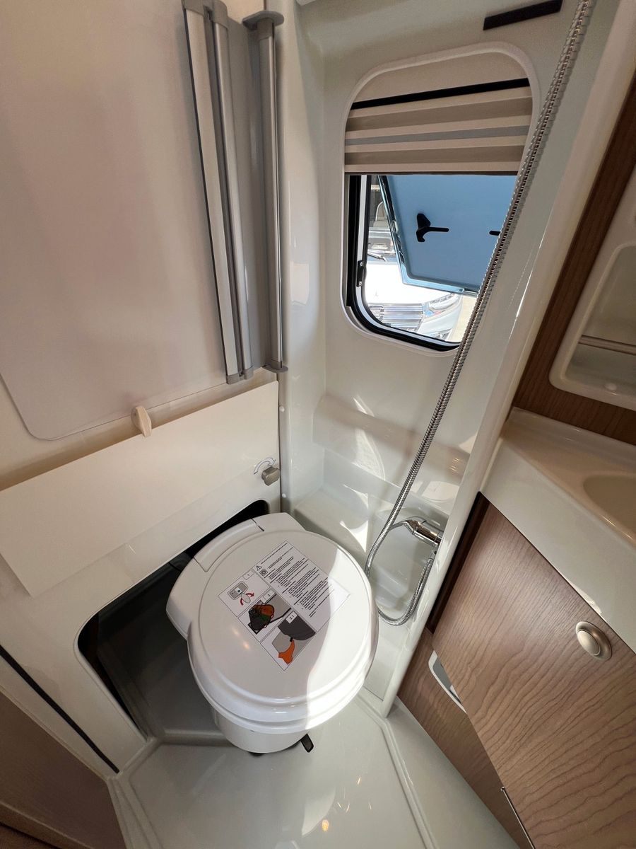 Fahrzeugabbildung Malibu Van diversity GT skyview 640 LE K