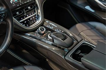 2022 Aston Martin DBX — миниатюра 34