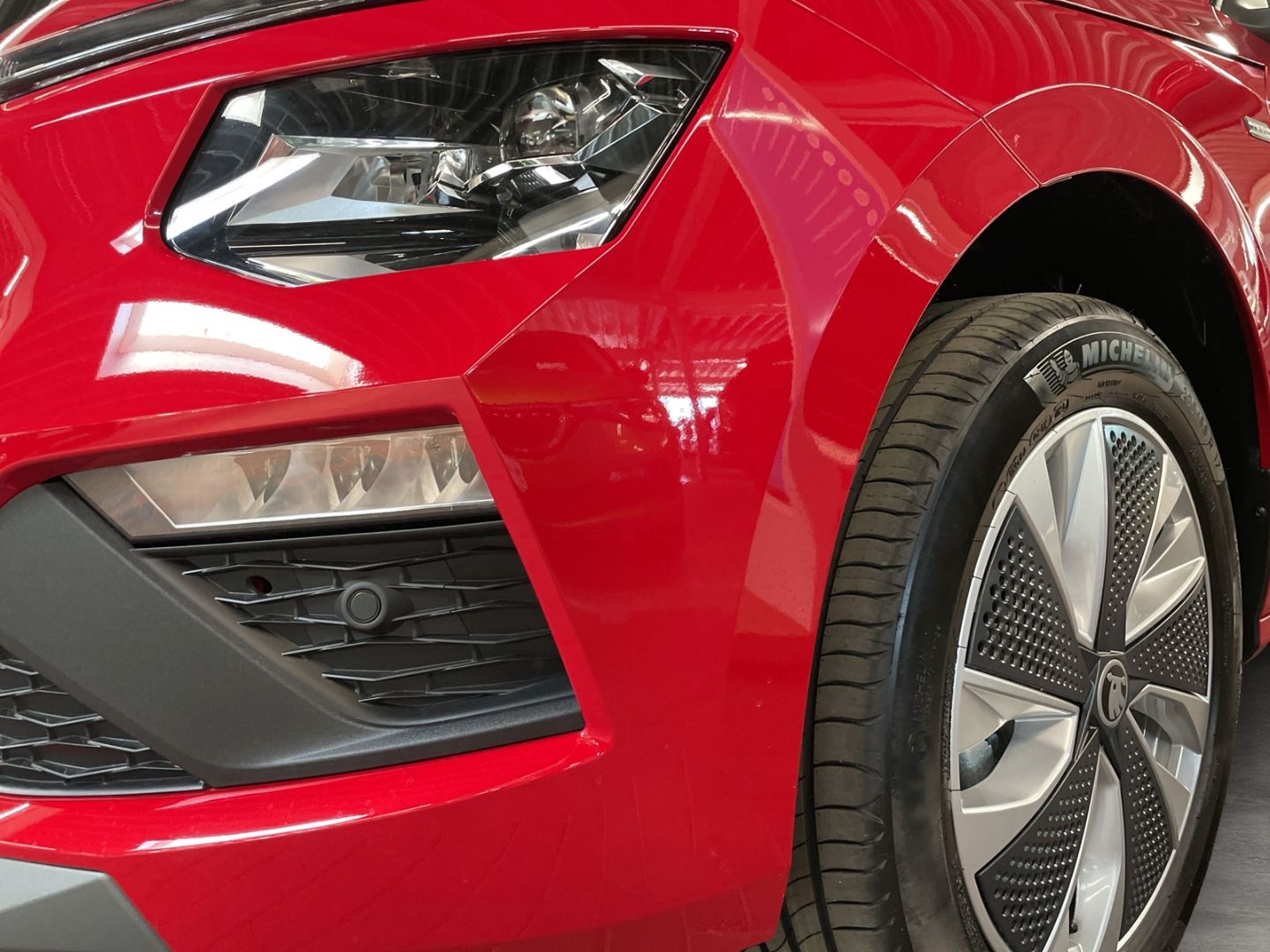 Fahrzeugabbildung SKODA Kamiq Tour 1.0 TSI DSG AHK Navi Digitales Cockpi