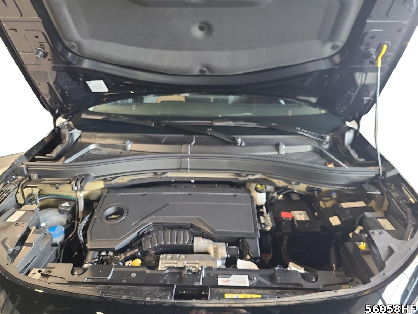 Fahrzeugabbildung Citroën C3 Aircross Plus Turbo 100 PS MT